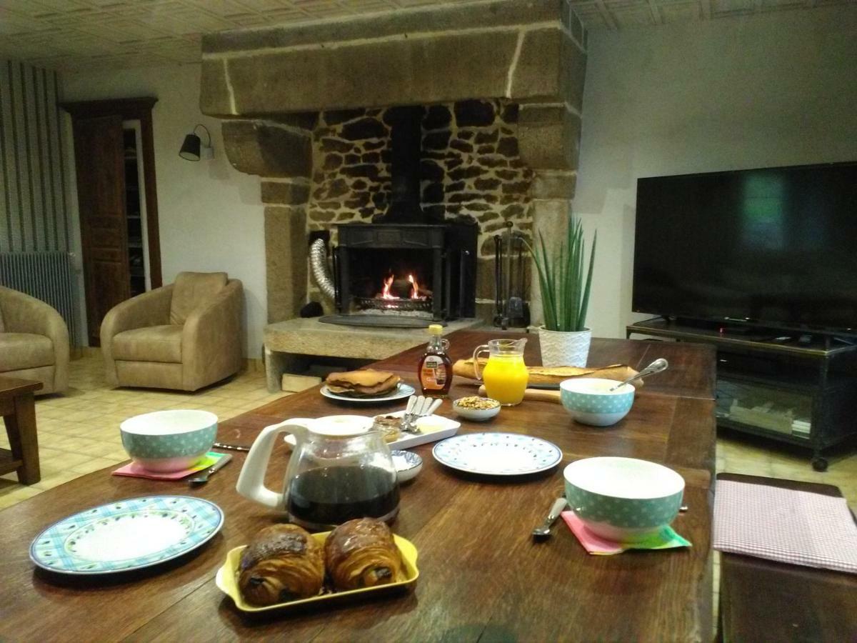 Hotel Les Rocailles La Foret-Auvray Zewnętrze zdjęcie