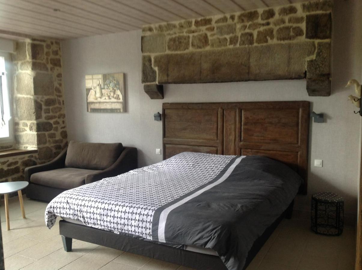 Hotel Les Rocailles La Foret-Auvray Zewnętrze zdjęcie